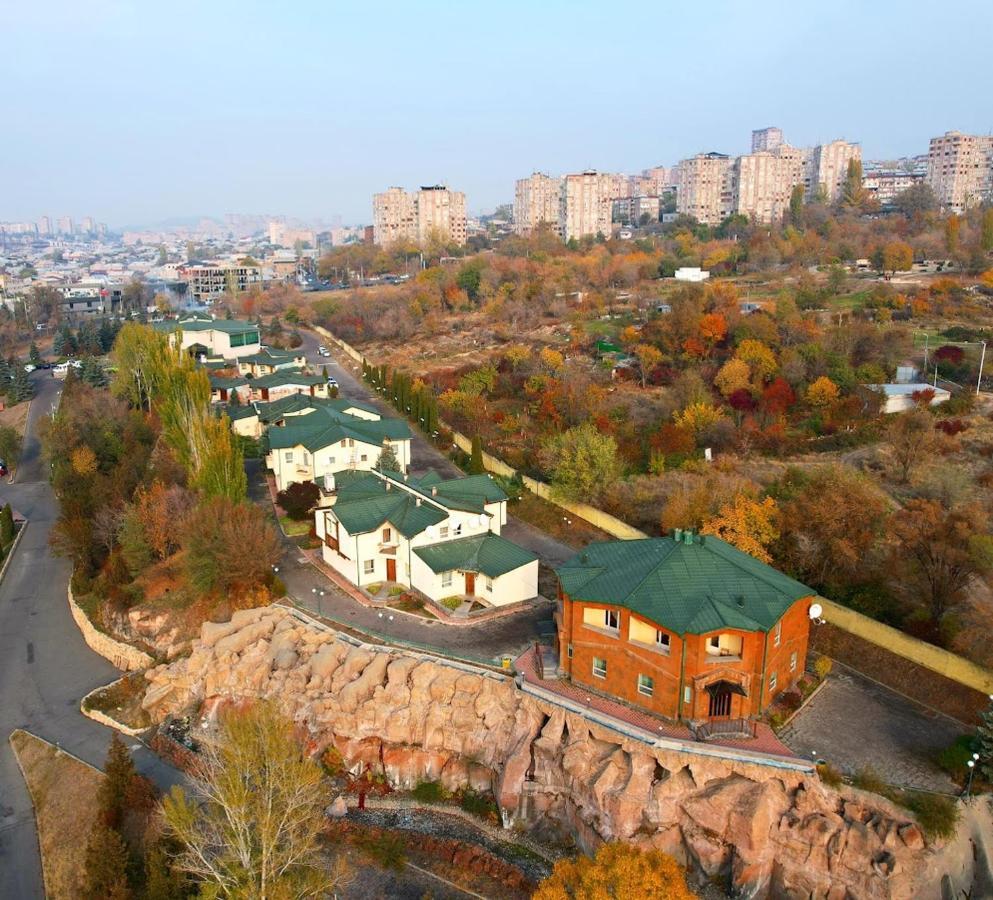Armenian Village Park Hotel & Free Water Park, Gym Erivan Dış mekan fotoğraf