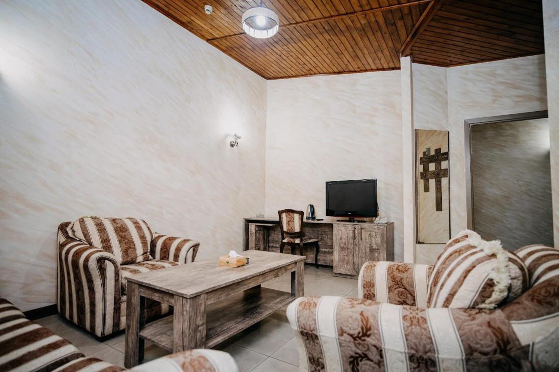 Armenian Village Park Hotel & Free Water Park, Gym Erivan Dış mekan fotoğraf
